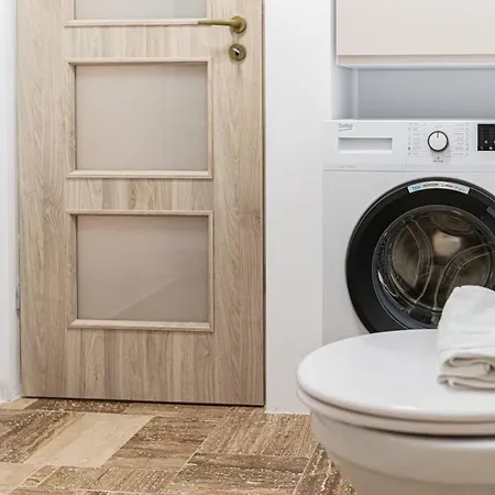 Old Town Luxury In New Building. Apartment