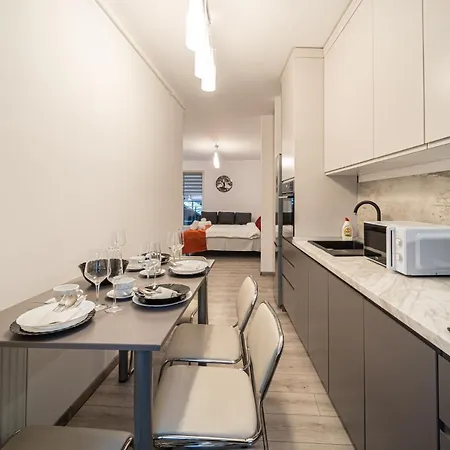 Old Town Luxury In New Building.